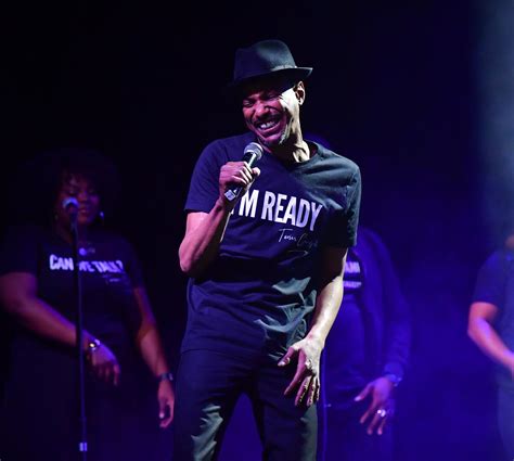 Hes ready: R&B singer Tevin Campbell confirms he is。